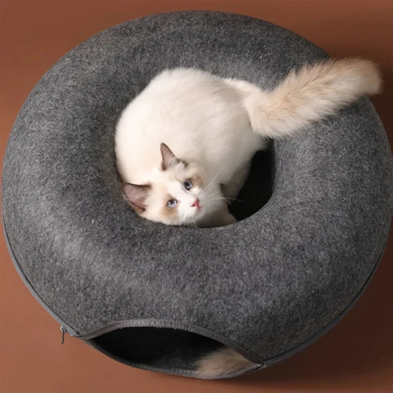 2-in-1 Donut Cat Bed & Tunnel – Cozy Felt Hideaway and Interactive Play Bed